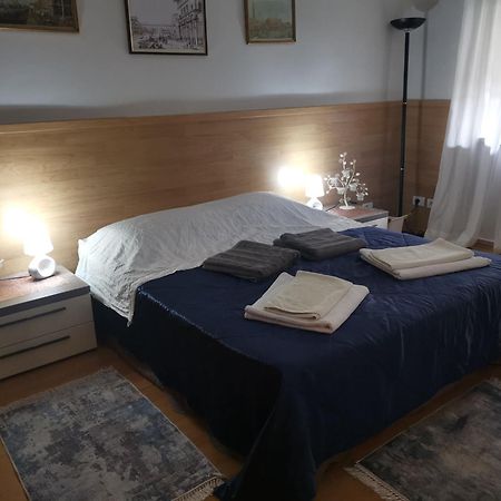 Downtown Authentic Apartment Tirana Myslym Shyri Exterior foto
